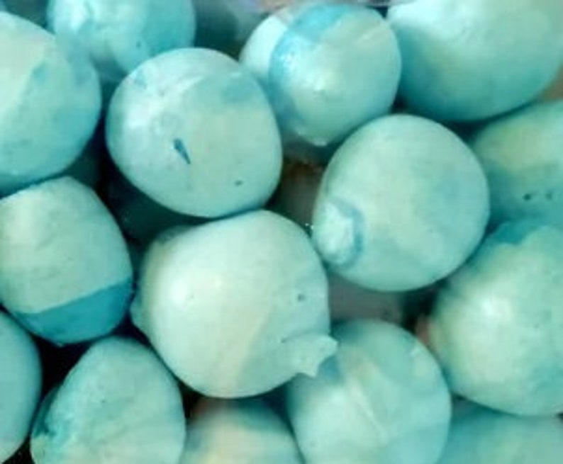 Freeze dried blue raspberry laffy taffy